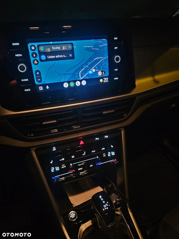 Volkswagen T-Roc 2023 photo 5