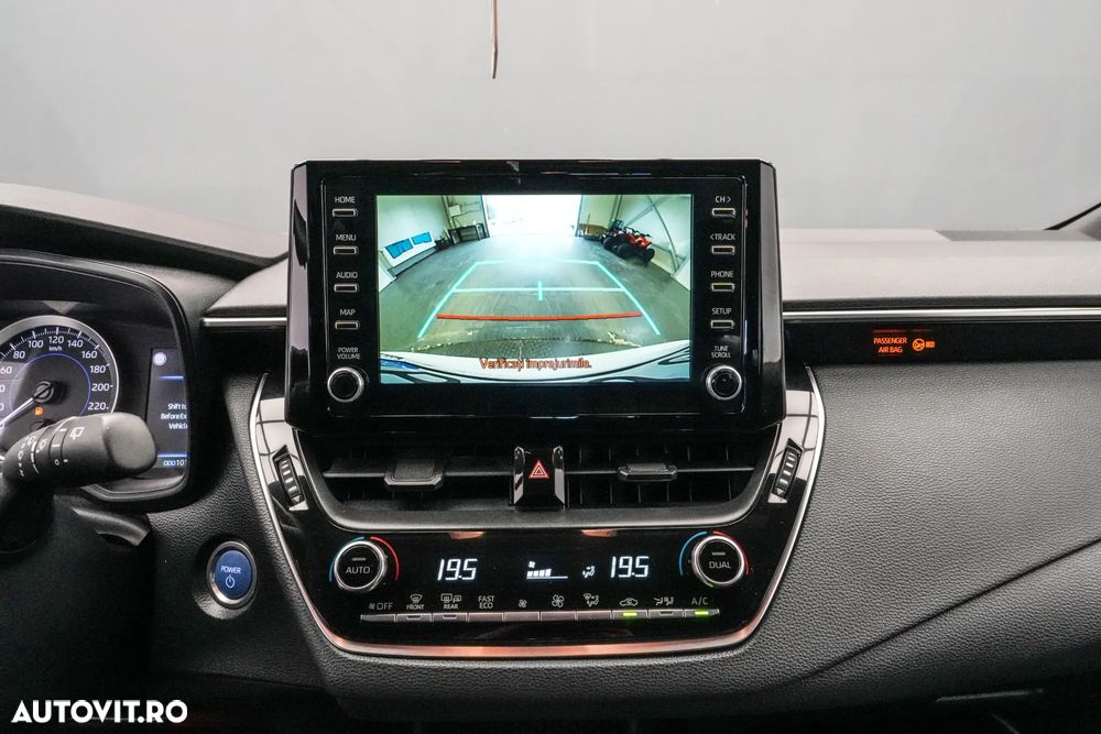 Toyota Corolla 1.8 HSD Dynamic - 20