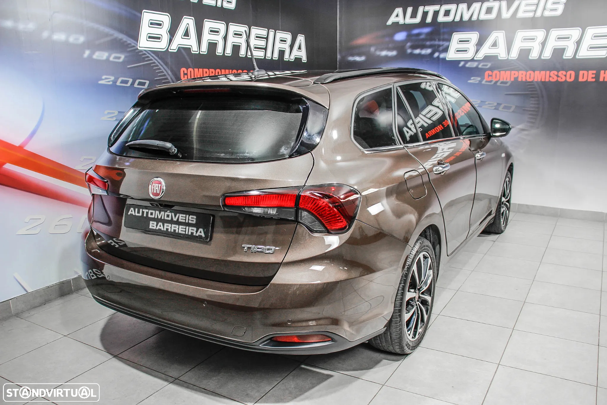 Fiat Tipo Station Wagon 1.6 M-Jet Lounge - 20