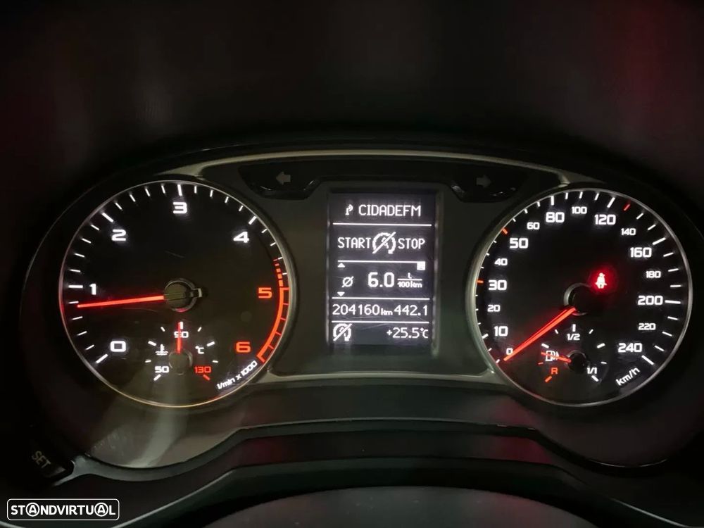 Audi A1 Sportback 1.6 TDI S-line - 11