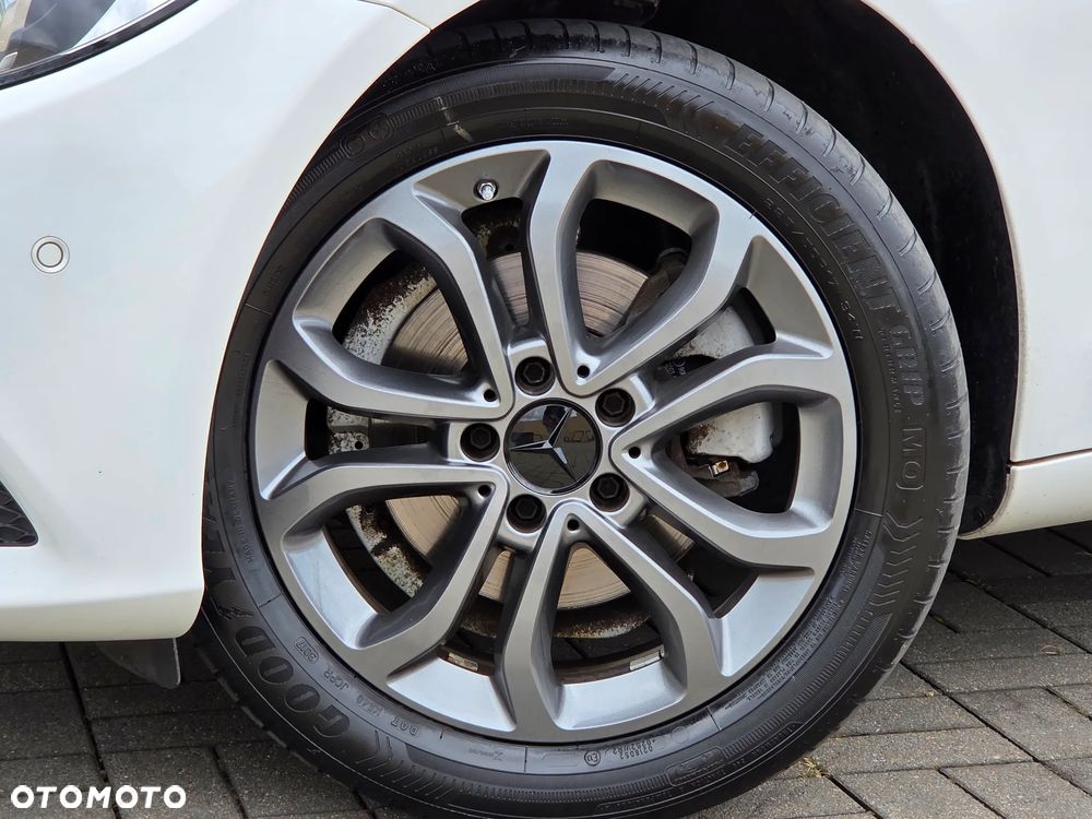 Mercedes-Benz Klasa C 200 (BlueTEC) d Exclusive - 40