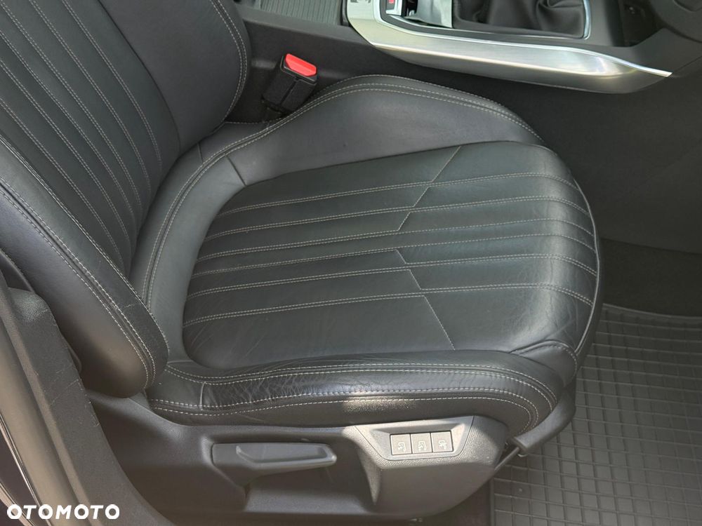 Peugeot 308 BlueHDi FAP 150 Stop & Start Allure - 24