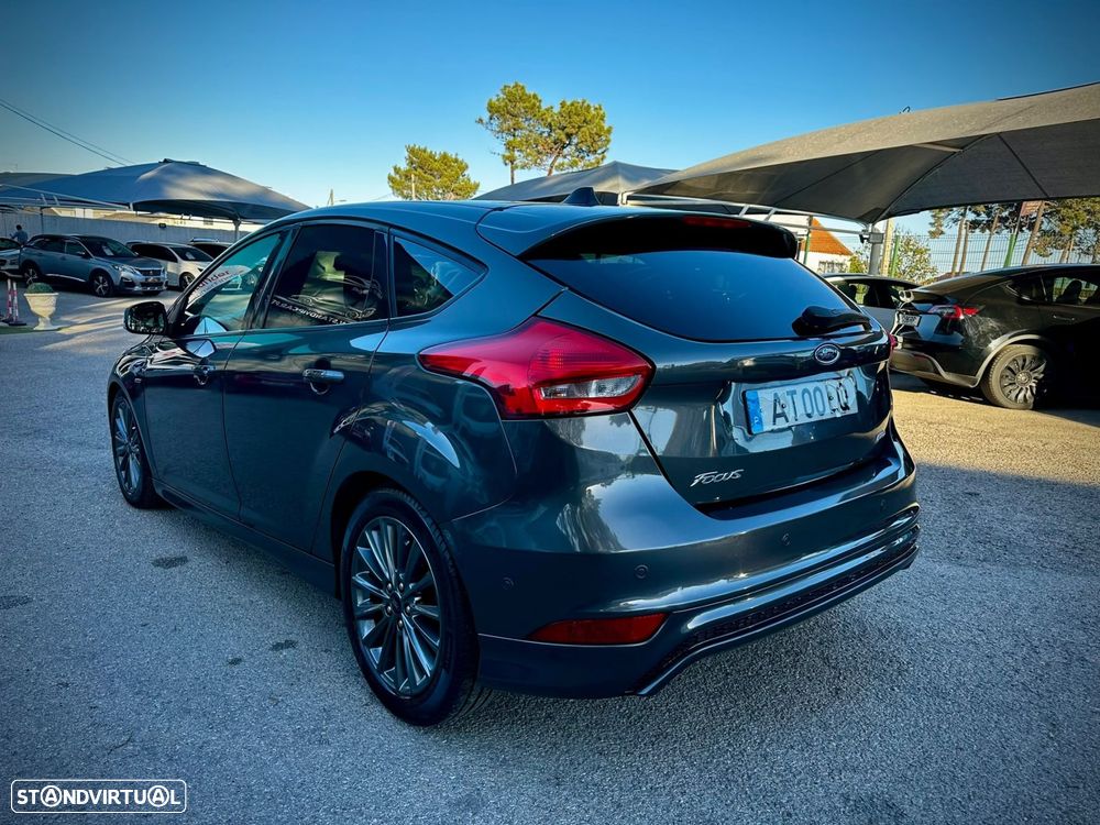 Ford Focus 1.5 TDCi ST-Line DPS - 4