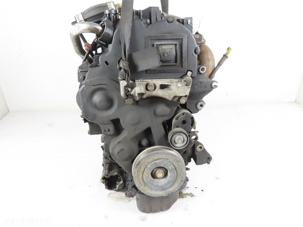 SILNIK CITROEN C3 I 1.4 HDi 8HX BOSCH - 5