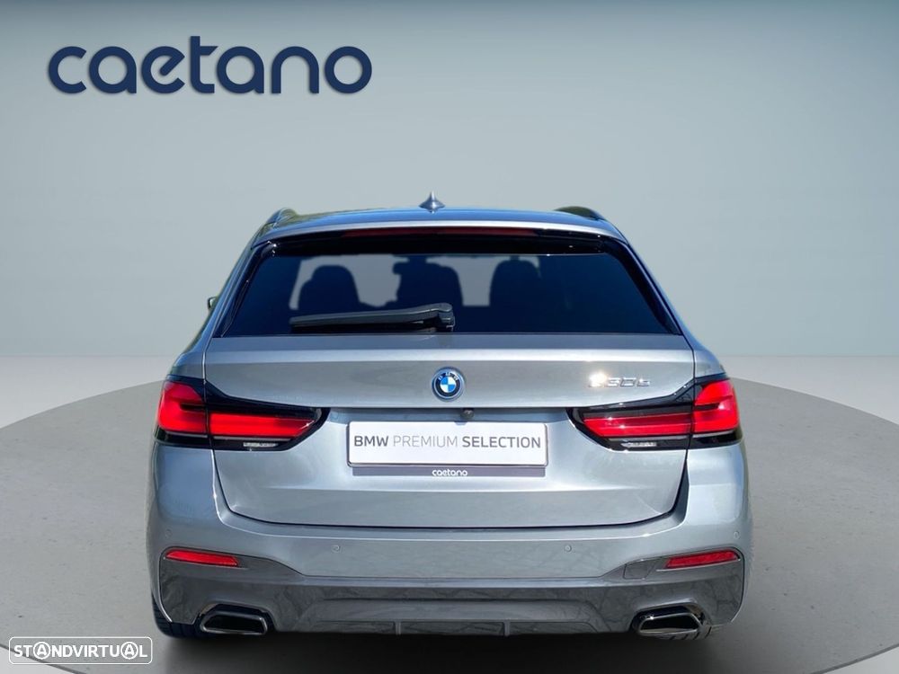 BMW 530 e Pack Desportivo M - 26