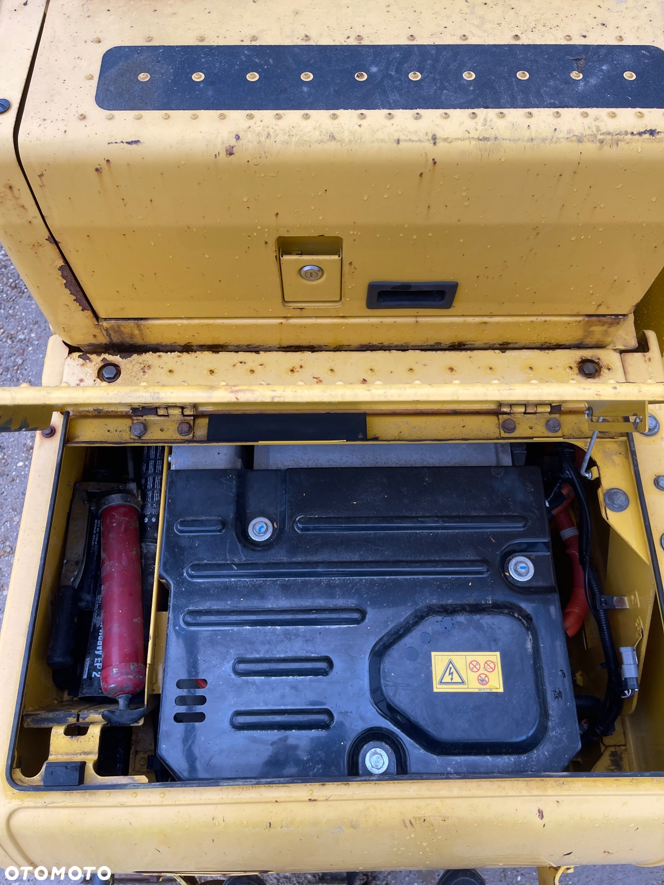 Komatsu HB 365LC - 11