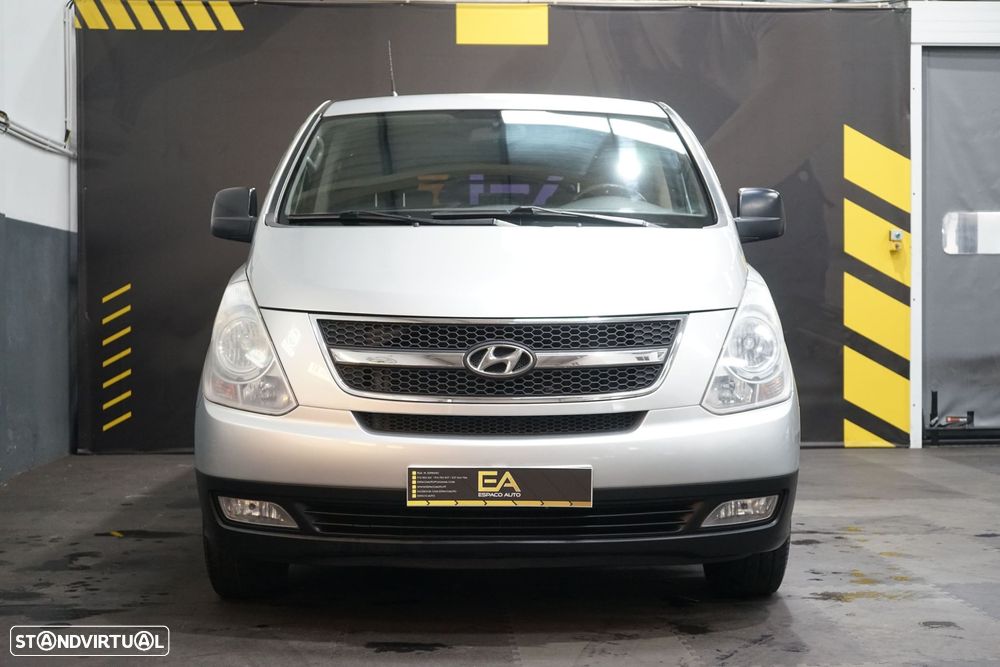 Hyundai H-1 2.5 CRDi Travel Comfort - 2
