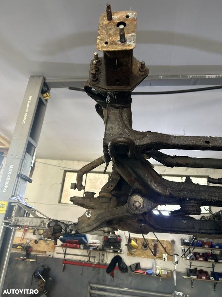 Sasiu Toyota Land Cruiser J12 3.0 D - 4D 2003 2002 - 2010 SUV (1305) - 3