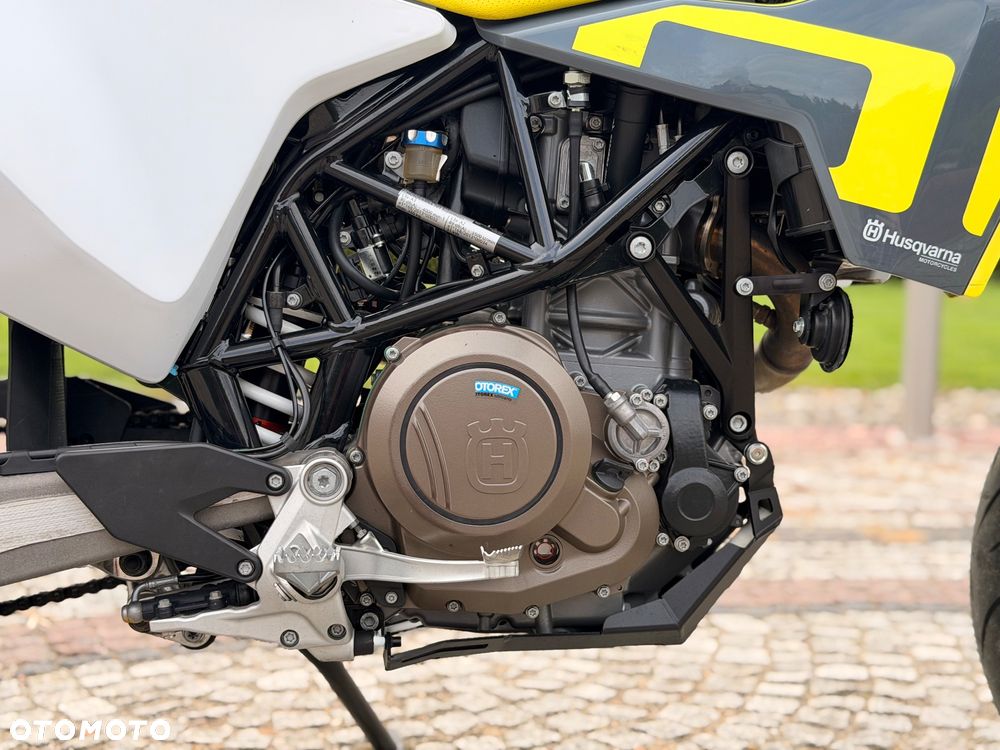 Husqvarna 701 - 12