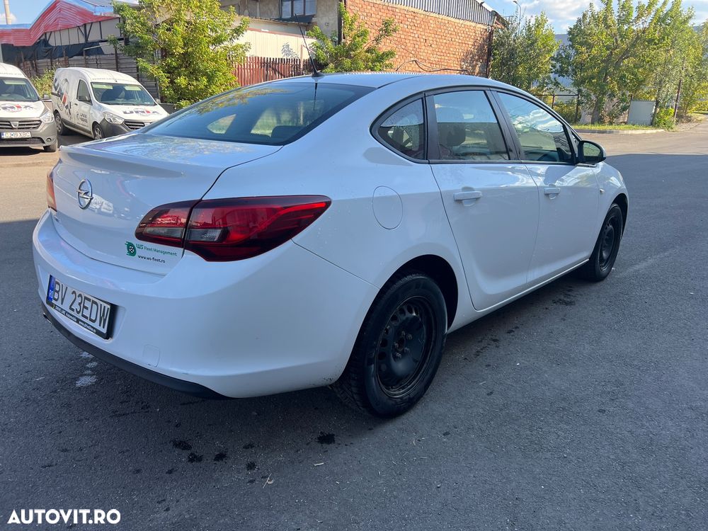 Opel Astra 1.4 Turbo ECOTEC Enjoy - 3