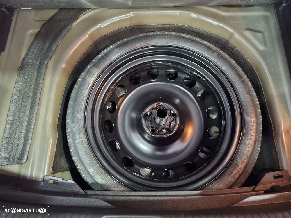 VW Taigo 1.0 TSI Urban - 25