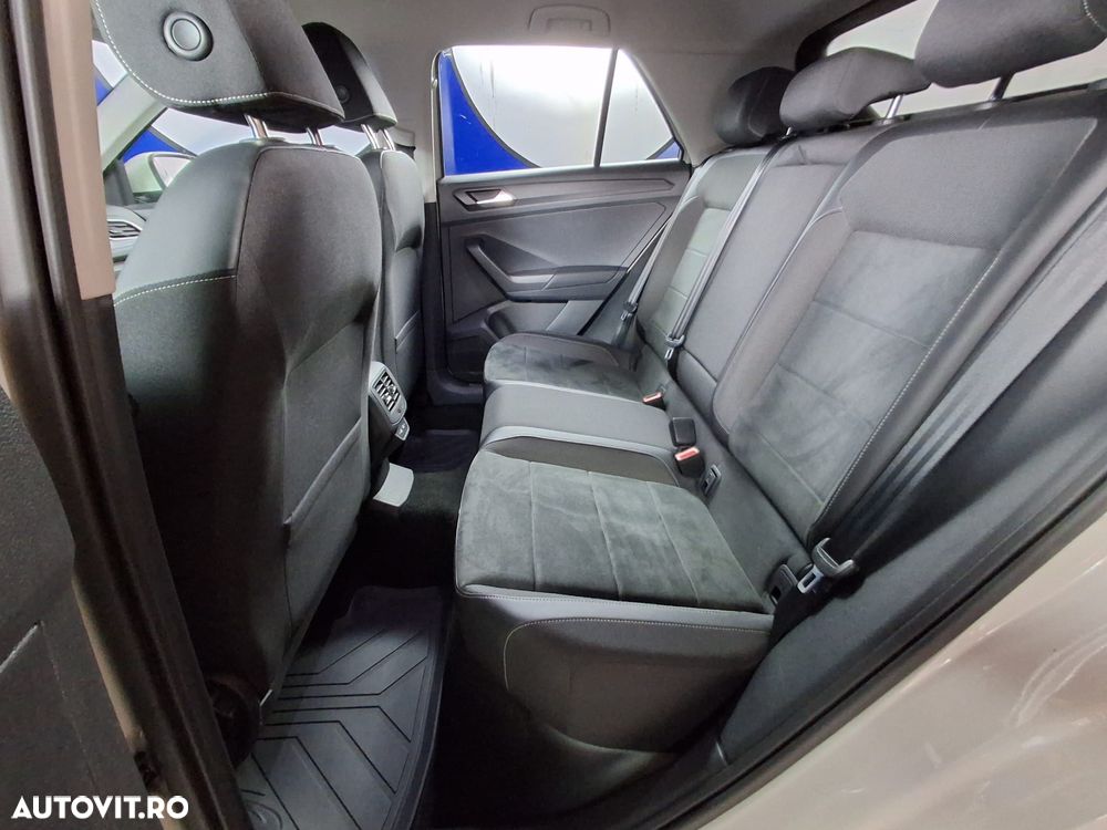 Volkswagen T-Roc 1.5 TSI DSG Style - 29