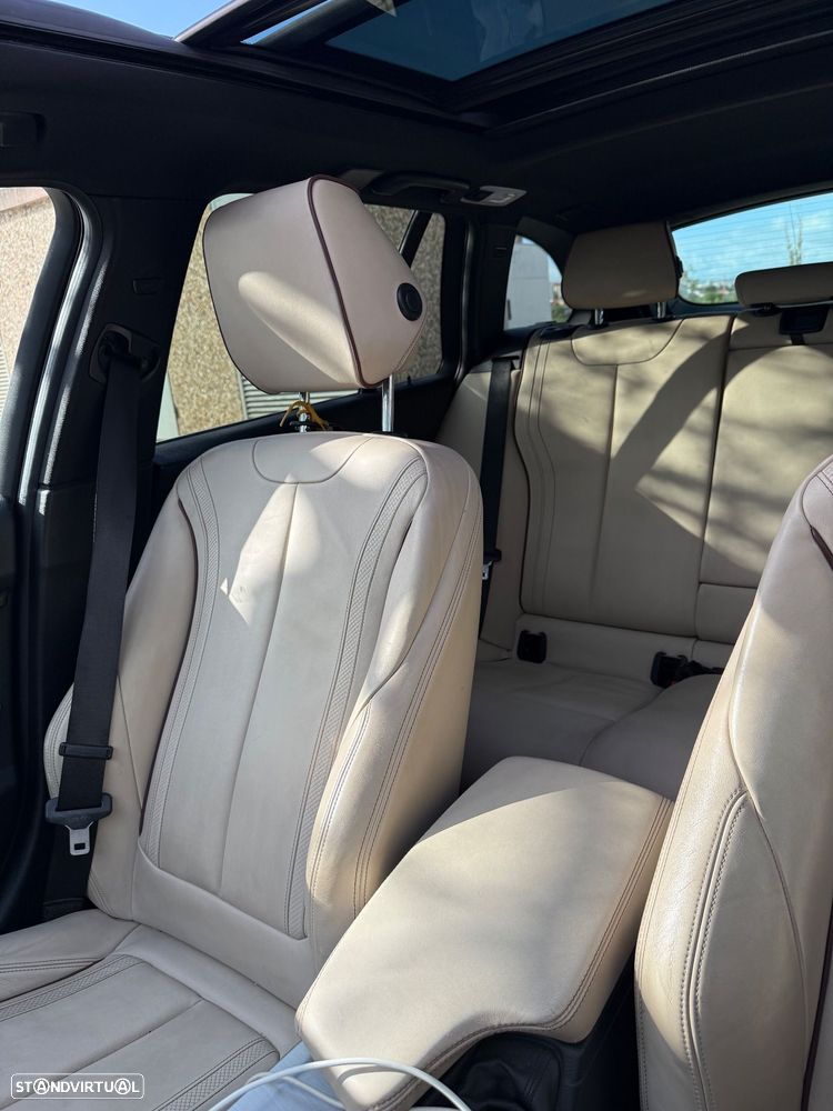 BMW 320 d Auto Pack M - 12