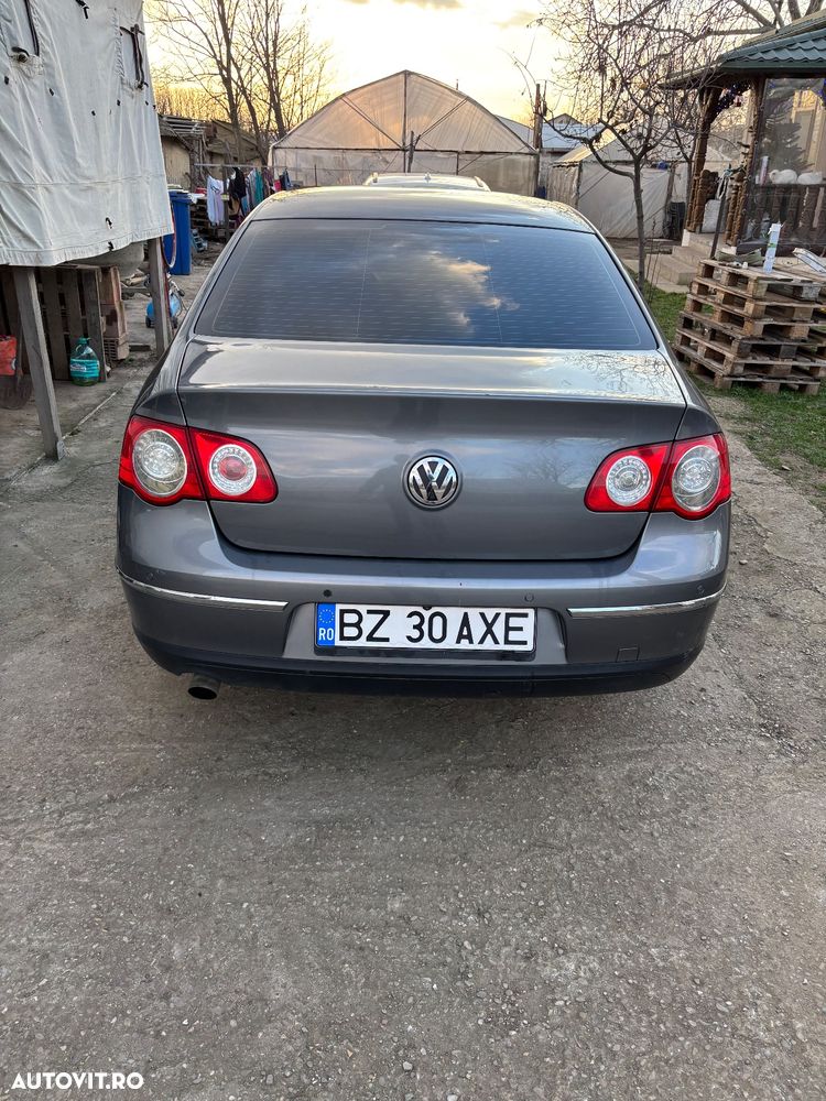 Volkswagen Passat - 3