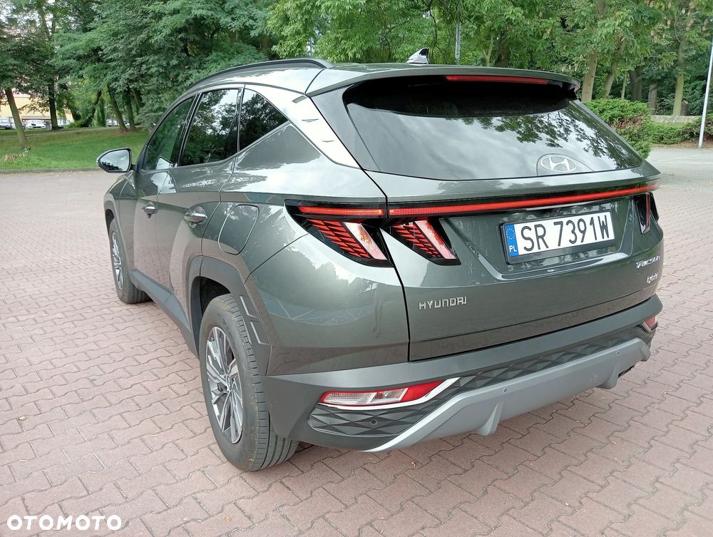 Hyundai Tucson 1.6 T-GDi HEV Executive 4WD - 11