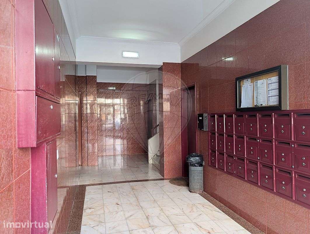 Apartamento T2 para venda - Grande imagem: 2/11