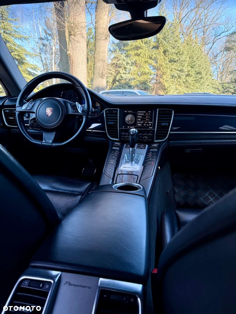 Porsche Panamera Diesel Platinum Edition - 12
