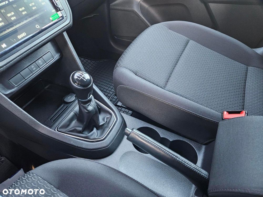 Volkswagen Caddy - 18