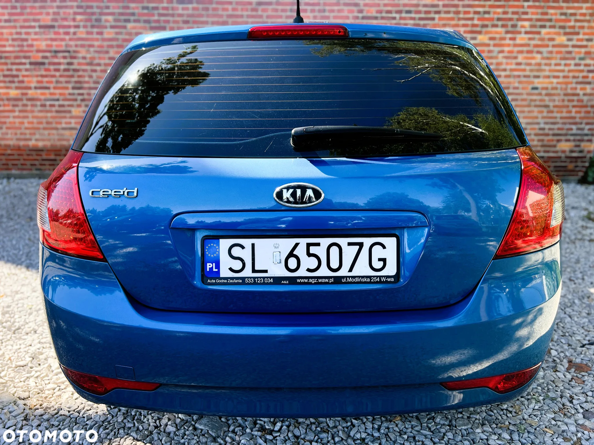 Kia Ceed - 32