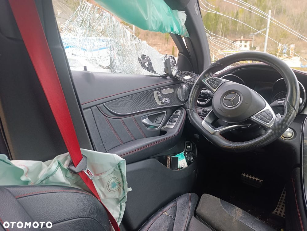 Mercedes-Benz GLC AMG 43 4Matic 9G-TRONIC - 11