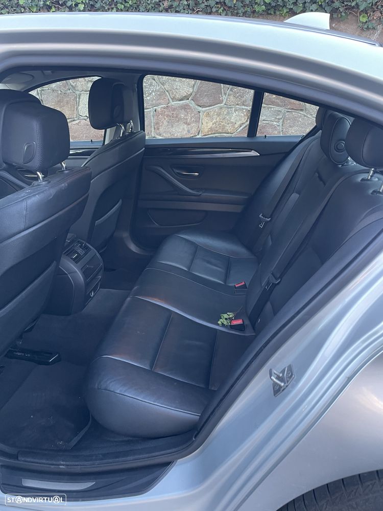 BMW 520 d Auto - 11