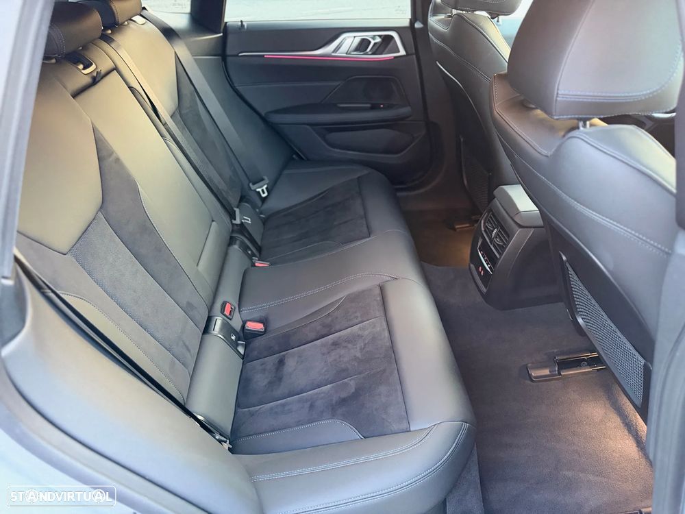 BMW i4 eDrive35 Pack Desportivo M - 11