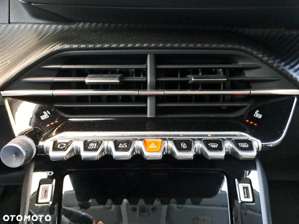 Peugeot 208 1.2 PureTech Allure Pack S&S - 18