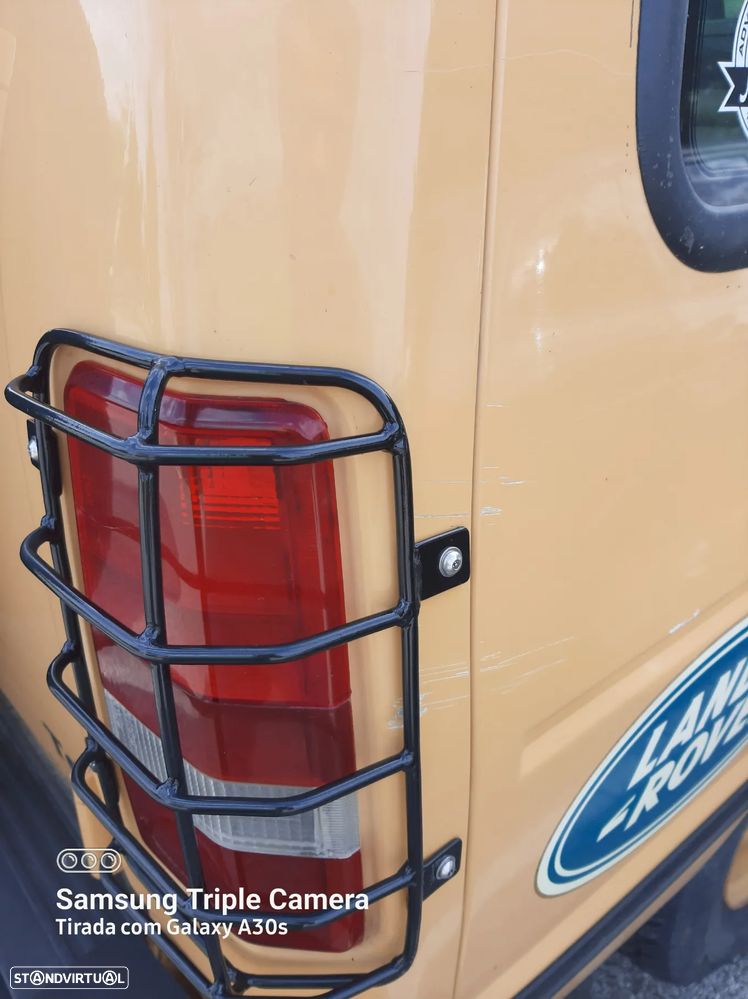 Land Rover Discovery 2.5 TDi Camel Trophy - 13