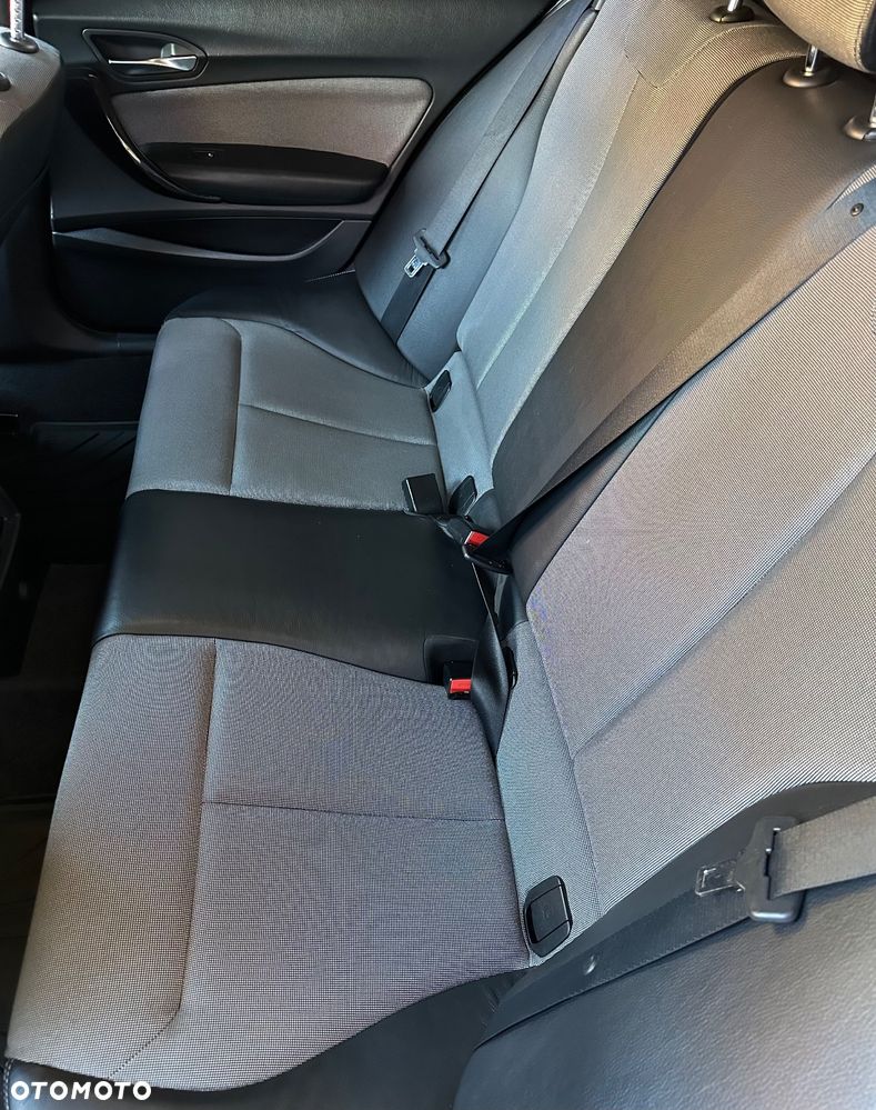 BMW Seria 1 116d Urban Line - 8