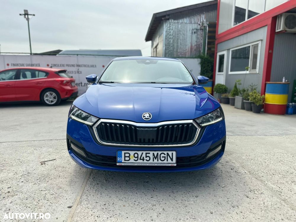 Skoda Octavia 2.0 TDI DSG Ambition - 2