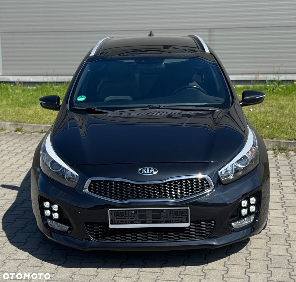 Kia Ceed 1.6 CRDi GT Line - 36