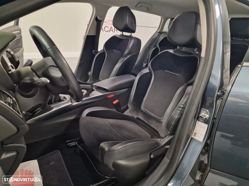 Renault Mégane Sport Tourer 1.5 dCi Bose Edition SS - 42