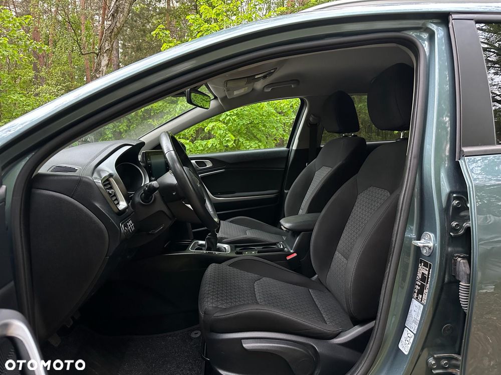 Kia Ceed - 5