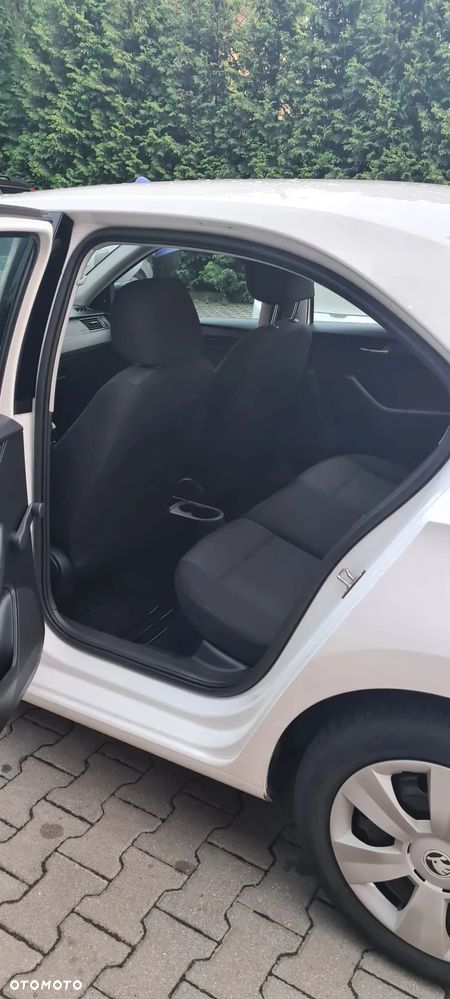 Skoda RAPID 1.0 TSI Ambition - 4