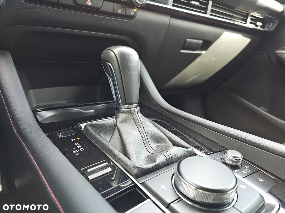 Mazda 3 2.0 mHEV Homura - 17