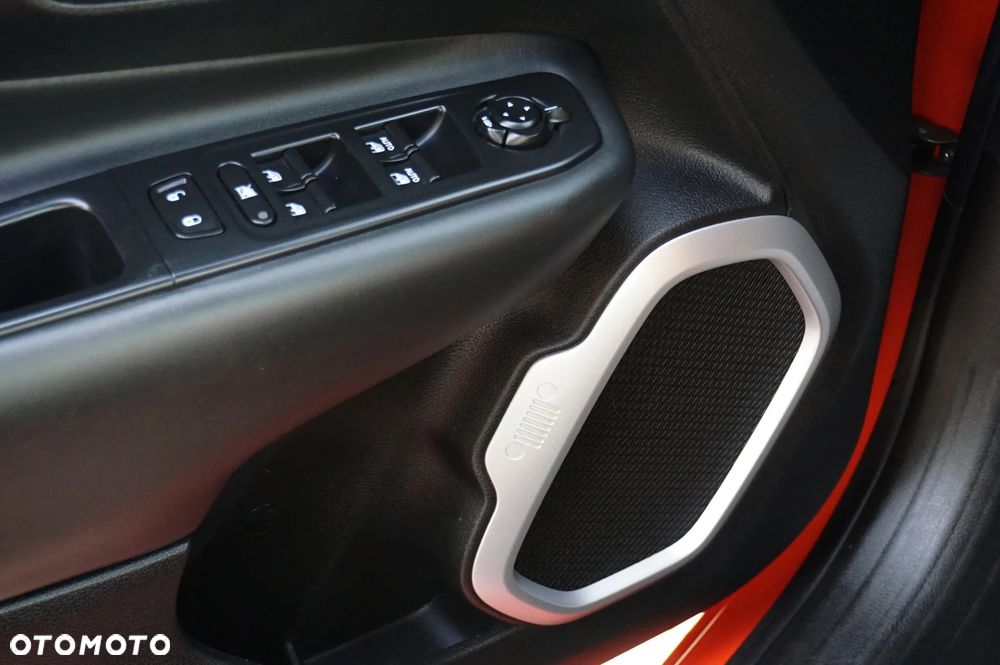Jeep Renegade 1.4 MultiAir Limited - 39