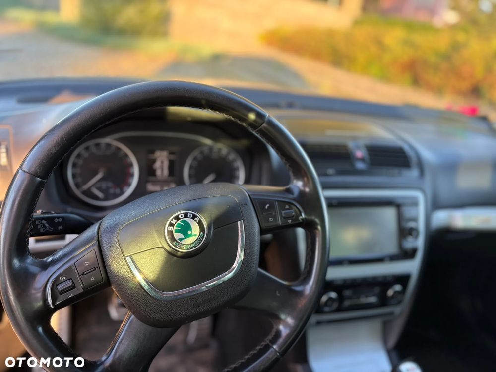 Skoda Octavia Scout 2.0 TDI DPF - 7