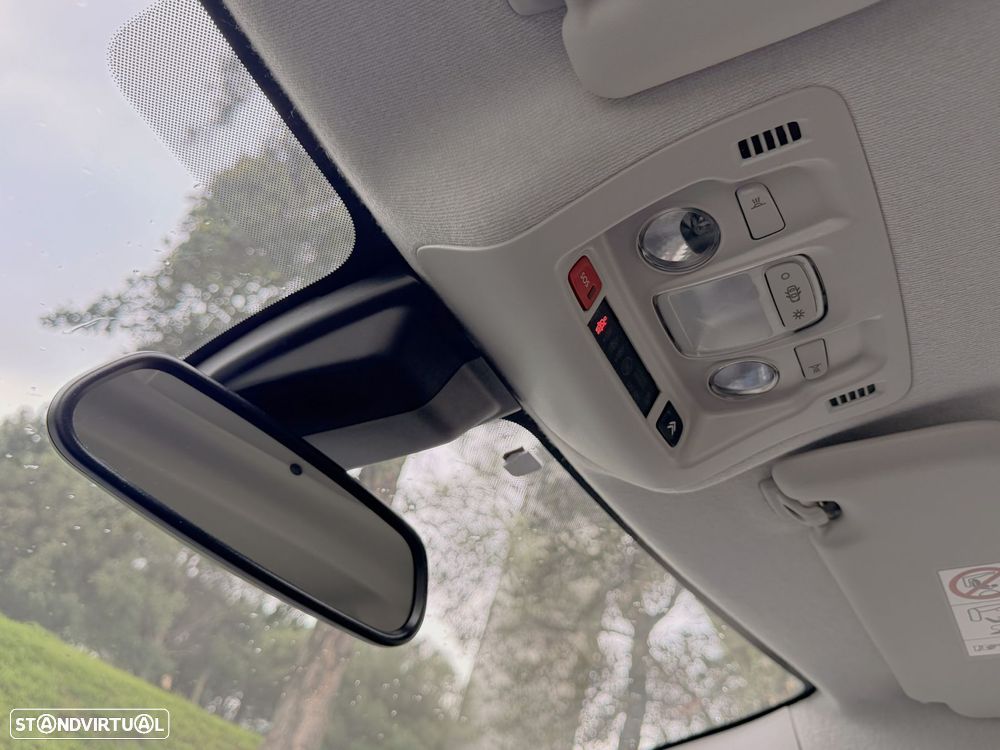 Citroën C3 1.2 PureTech Shine - 37