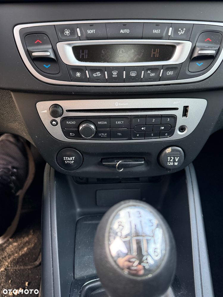 Renault Megane - 11