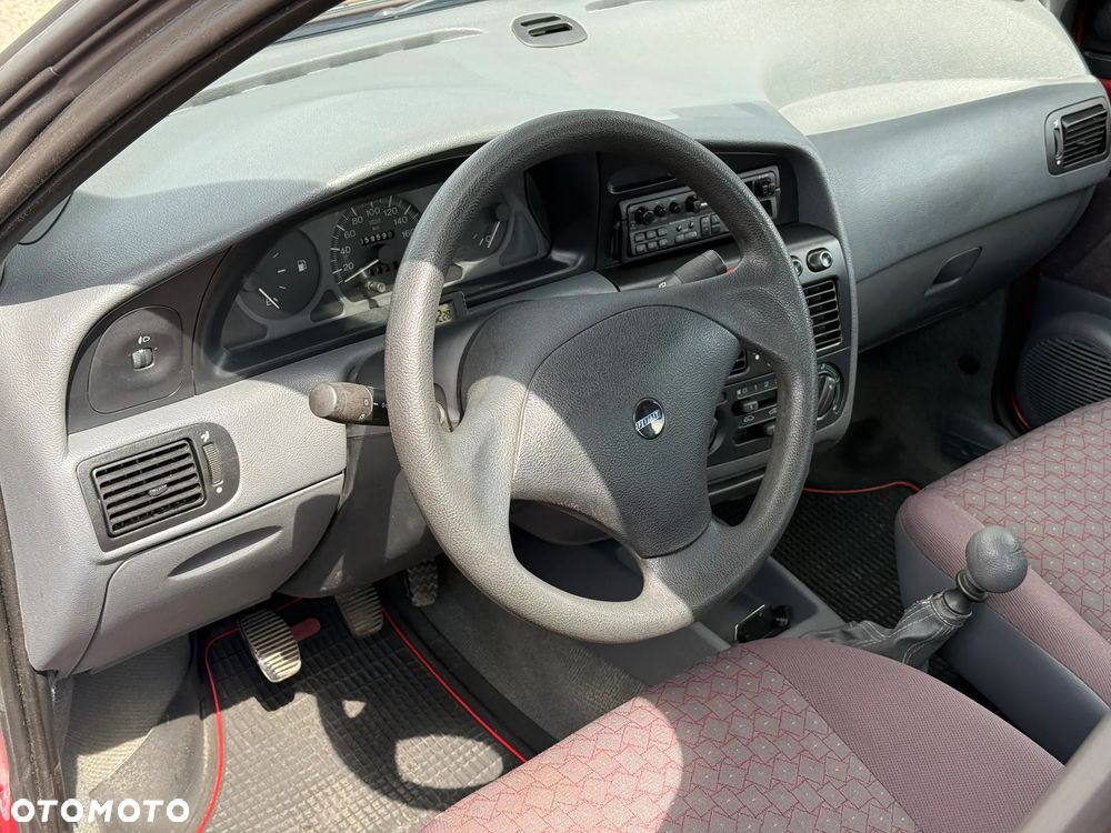 Fiat Siena - 12