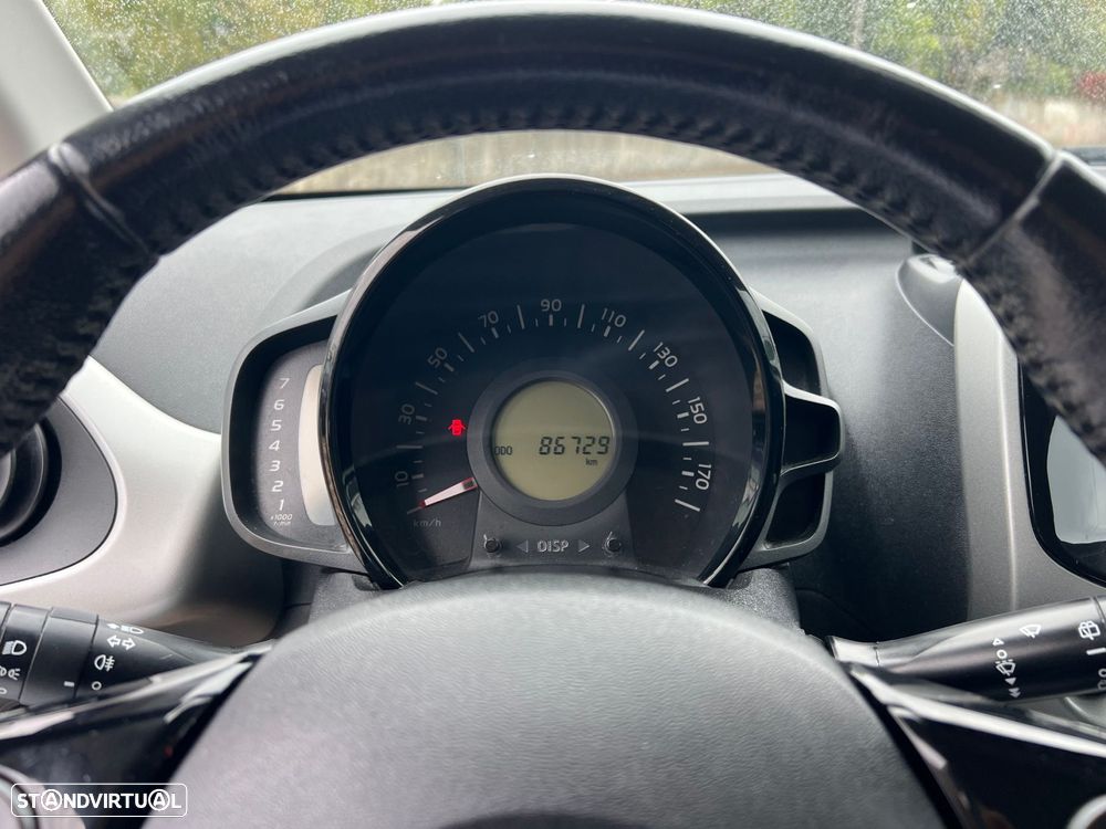 Toyota Aygo 1.0 X-Play+AC+X-Touch - 9