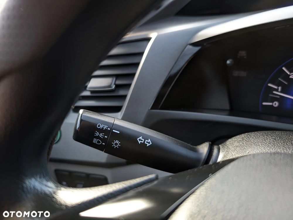 Honda Civic 1.8 Executive i-SHIFT - 26