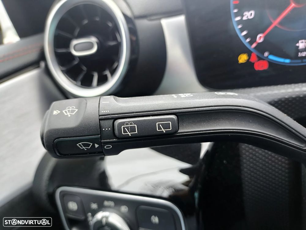 Mercedes-Benz CLA 180 d Shooting Brake AMG Line Aut. - 22