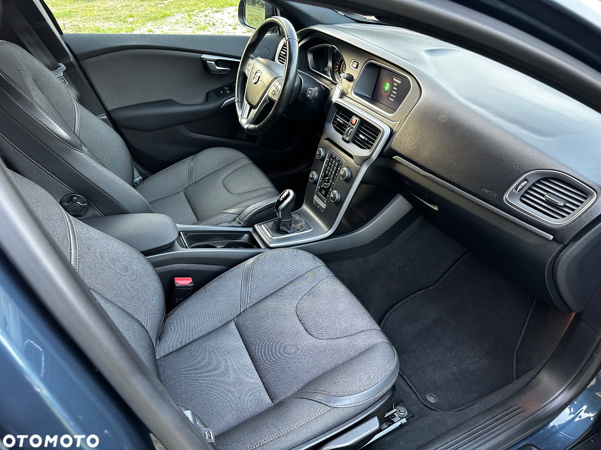 Volvo V40 Cross Country D3 Drive-E Momentum - 14