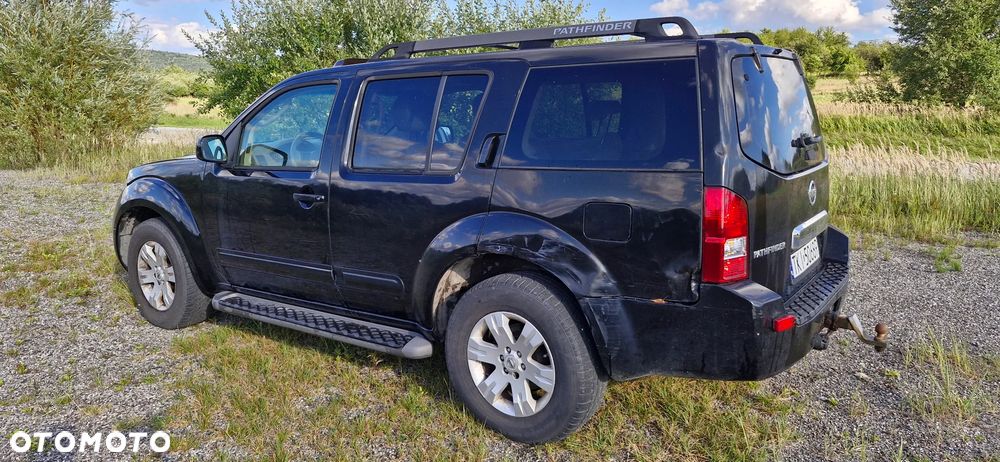 Nissan Pathfinder - 6
