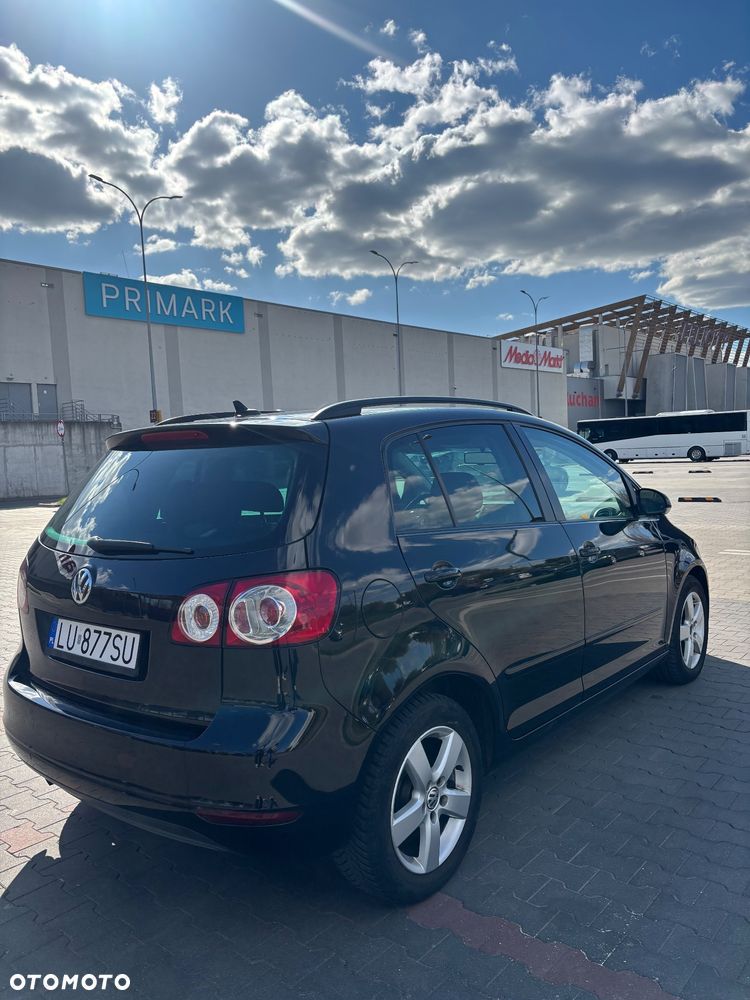 Volkswagen Golf Plus 1.6 TDI Comfortline - 6