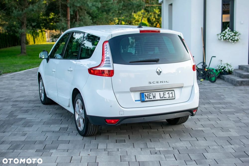 Renault Grand Scenic - 27