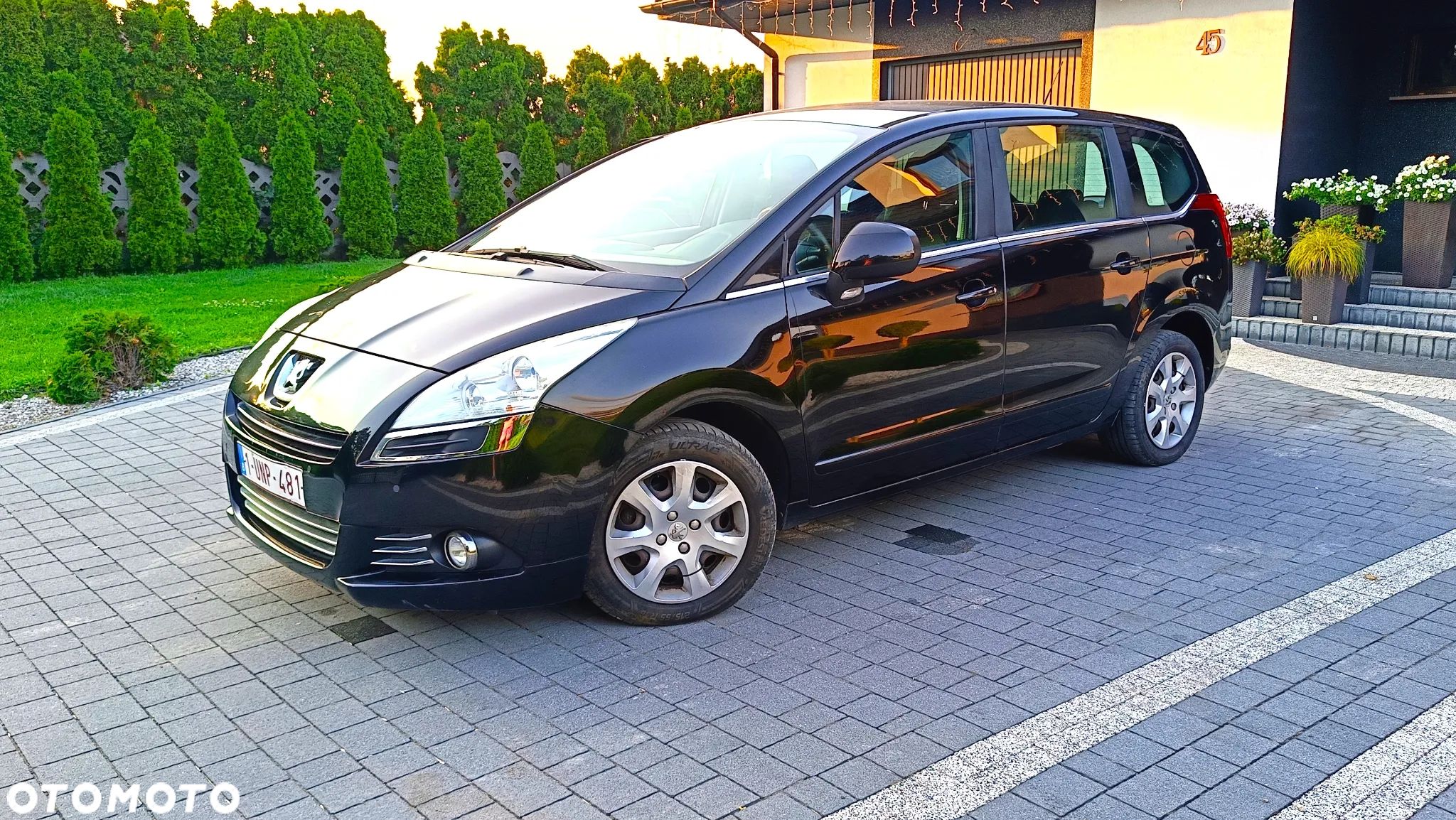 Peugeot 5008 - 1