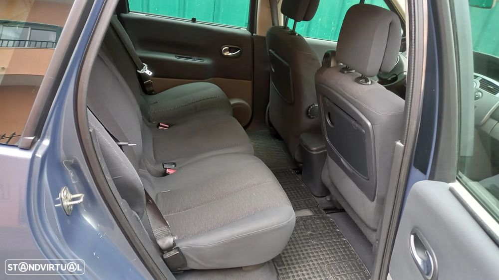 Renault Scénic - 10