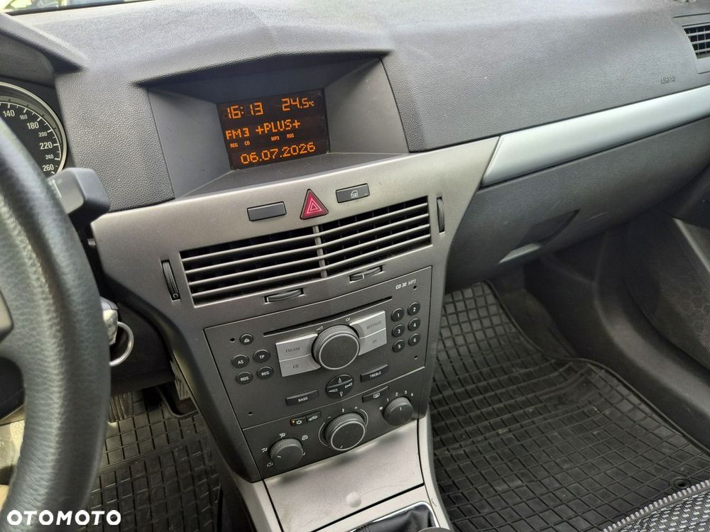 Opel Astra 1.4 Selection - 18